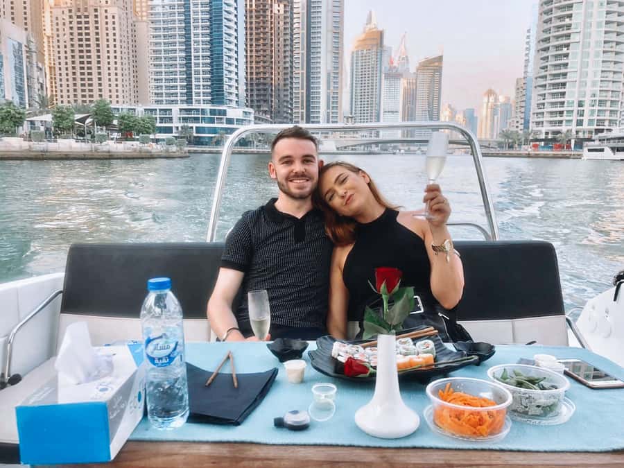 2-Hrs Private Romantic Sunset Cruise with Sushi and Drinks - Key points to know before you book