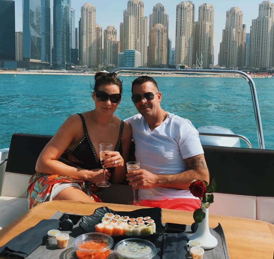 2-Hrs Private Romantic Sunset Cruise with Sushi and Drinks - Sushi, drinks, and lounge music on the water
