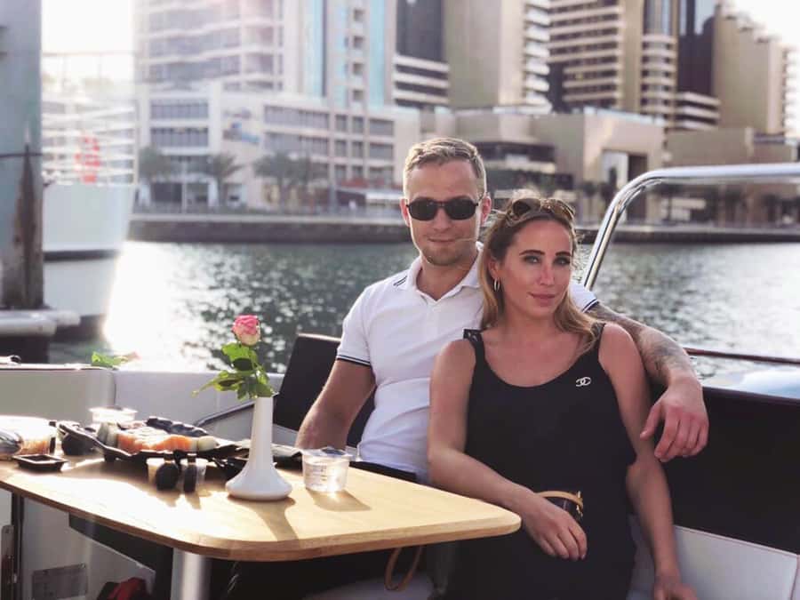 2-Hrs Private Romantic Sunset Cruise with Sushi and Drinks - Practical details that affect your evening
