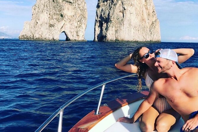 3 Hours Private Capri by Boat for Couples - Why seeing Capri by boat works so well
