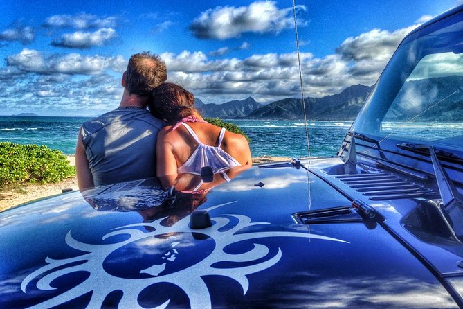 5 Hour Romantic Hawaii Jeep Tour - A private start from Waikiki at 9 a.m.