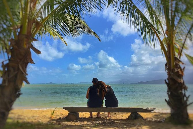 5 Hour Romantic Hawaii Jeep Tour - Makai Research Pier and Sandy Beach Park