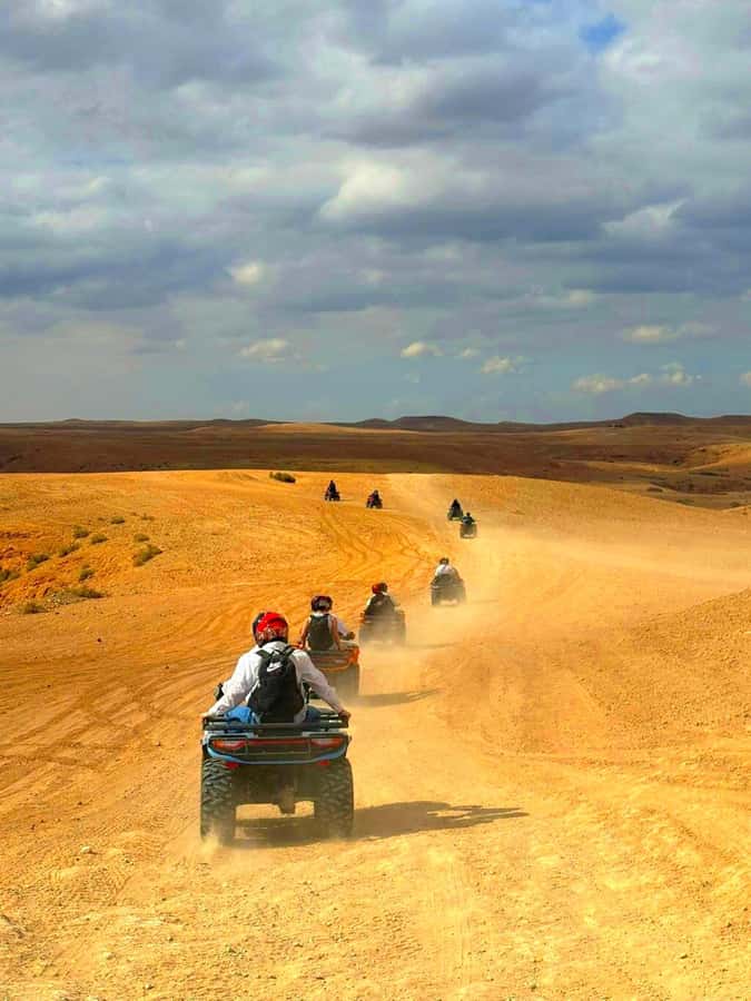 Agafay tour Quade Bike, Sunset and Romantic Dinner Show - Sunset at the panoramic stop