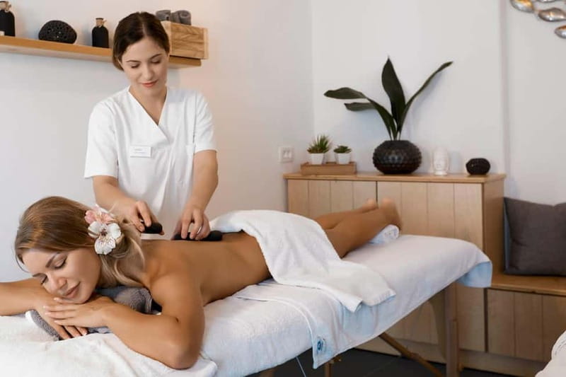 Akrotiri: Aromatherapy Couples Massage - Should you book the Akrotiri couples massage?