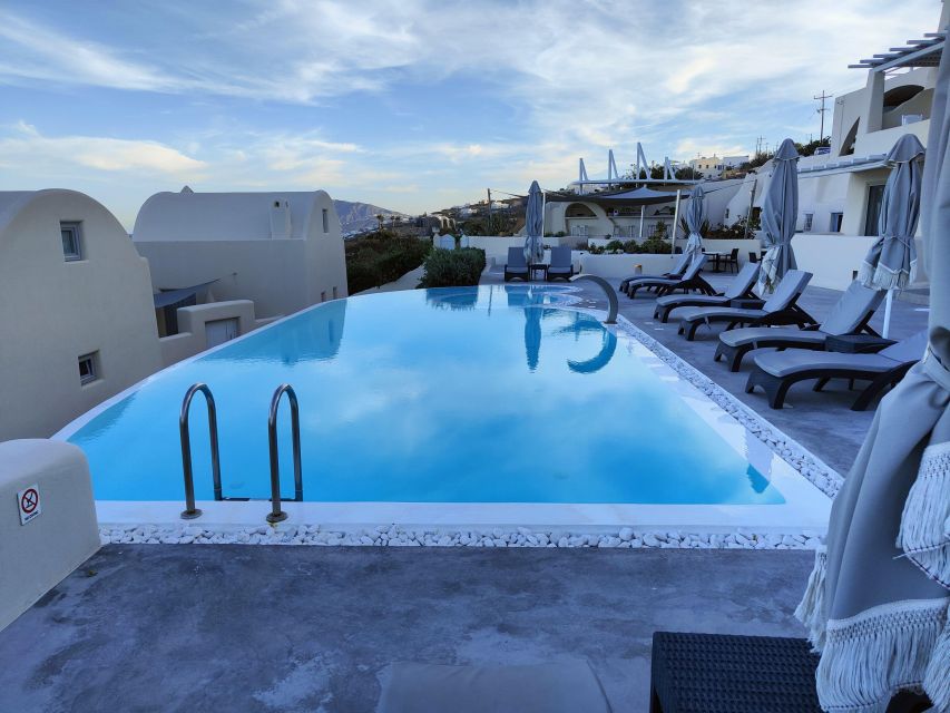 Akrotiri:Departure Day Spa Experience Couples Massage & Pool - Should you book it?