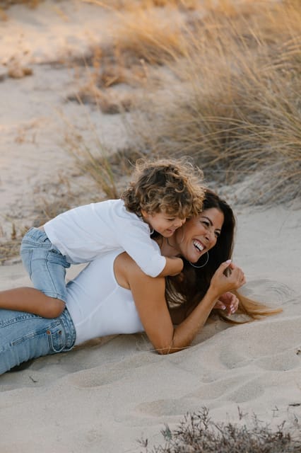 Algarve: 1 hour Couple & Family Photoshoot - What the one-hour session feels like