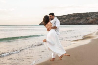 Algarve: 1 hour Couple & Family Photoshoot