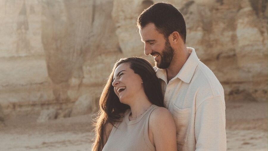 Algarve: Photoshoot for couple, family, portrait - What happens when you do not know how to pose