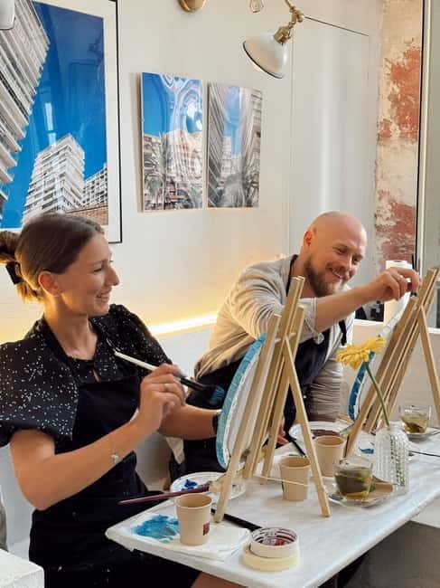 Alicante: Private Art Experience for Couples – Paint & Sip - My verdict for couples in Alicante
