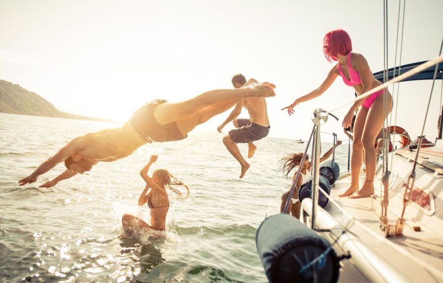 Amalfi Coast: Romantic Sunset Cruise with Music & Cocktails - Swimming and snorkeling with the sun going down