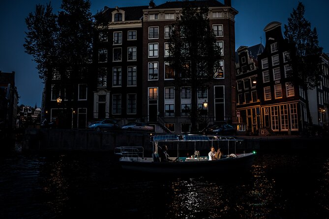 Amsterdam: Private Romantic Evening Canal Cruise + Bubbles/Snacks - Forty-five minutes or ninety minutes?