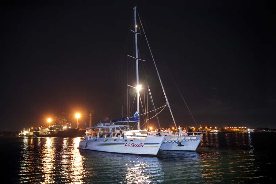 Bali/Benoa: 5-Course Romantic Evening Cruise With Live Music - Five courses, with a few useful cautions