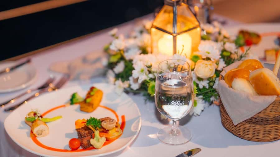Bali/Benoa: 5-Course Romantic Evening Cruise With Live Music - Hotel pickup or your own way to Benoa