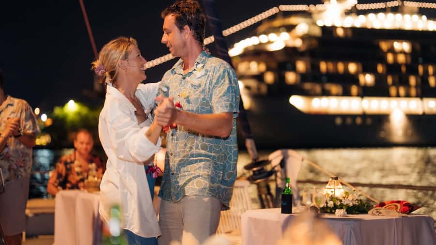 Bali/Benoa: 5-Course Romantic Evening Cruise With Live Music - A small boat changes the dinner