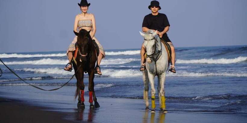 Bali: Romantic Seafood Dinner Jimbaran Beach Include Sunset - How the $20 price measures up