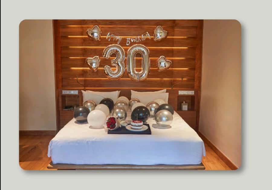 Bali: ROOM DECORATION FOR BIRTHDAY OR ANNIVERSARY OCCASION - What is included and what costs extra