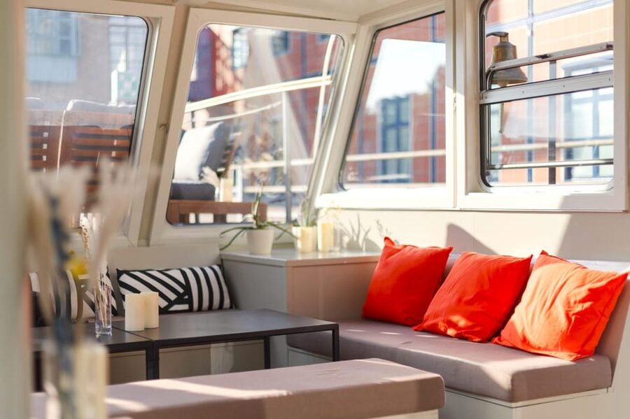 Berlin: Evening Boat Cruise – Romance & Moonlight - Is $37 a fair price?