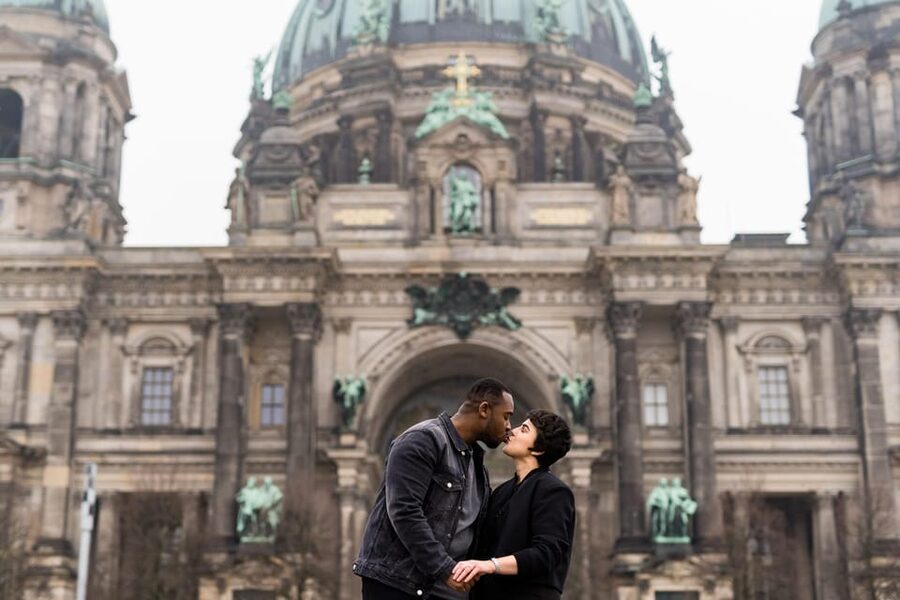 Berlin Love Story: Surprise Proposal Photography Session - Museum Island Gives You Grand Berlin Backdrops
