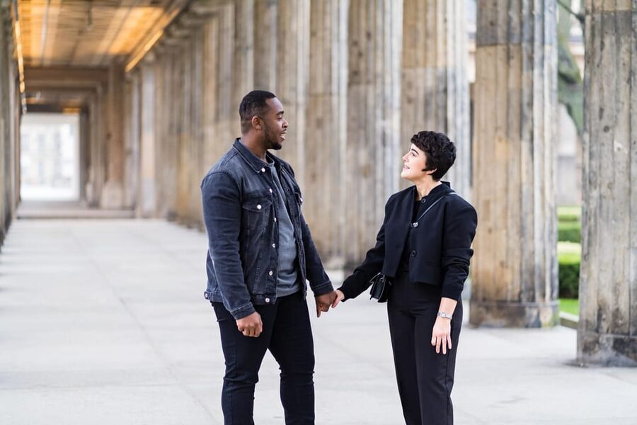Berlin Love Story: Surprise Proposal Photography Session - Choosing the Right Berlin Setting