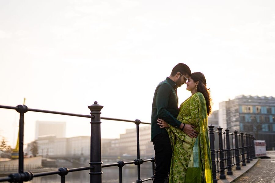 Berlin Love Story: Surprise Proposal Photography Session - The Portrait Session After the Proposal