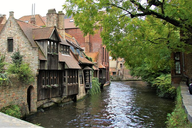 BRYGGJA ROMANTICA - 3 Hour Romantic Tour in Bruges - Jan Van Eyckplein and the old trading city