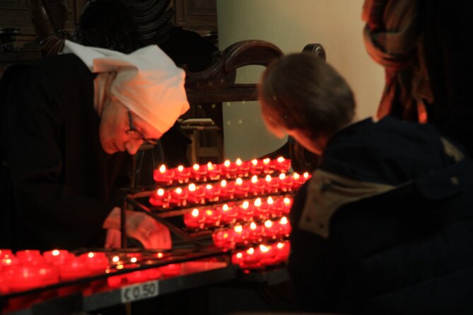 BRYGGJA ROMANTICA - 3 Hour Romantic Tour in Bruges - Dijver and the canal boat finish