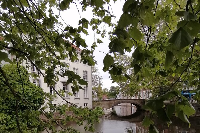 BRYGGJA ROMANTICA - 3 Hour Romantic Tour in Bruges - From Staminee De Garre to the diamond house