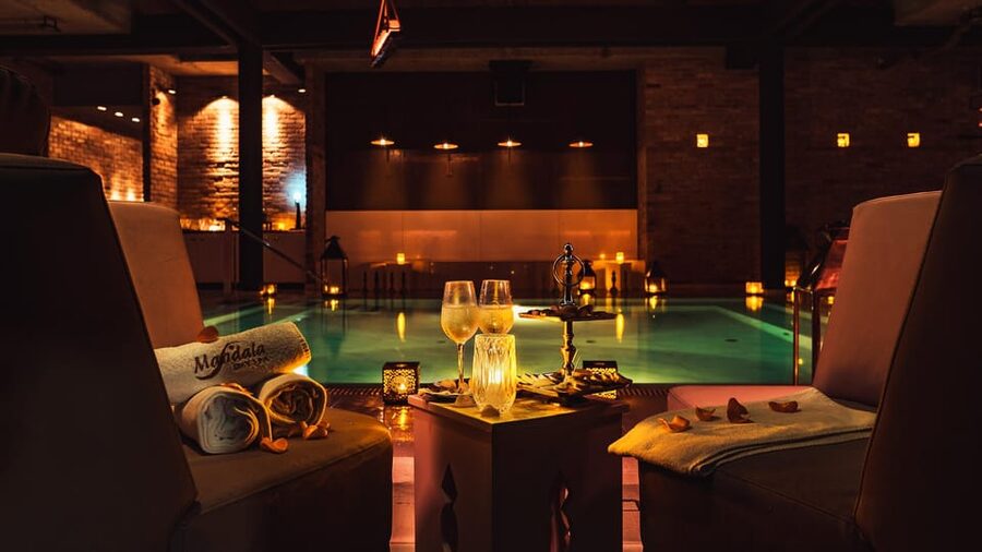 Budapest: Couple Holistic Swedish Massage with Jacuzzi Time - Is $330 good value for two?