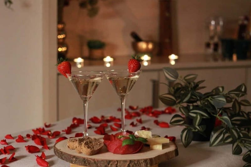 BUDAPEST, Day Spa : Couples Massage with Roses Bubble Bath - A romantic spa afternoon in central Budapest