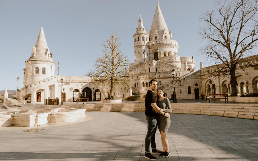 Budapest: romantic photoshoot at Buda's iconic sightseeings - Cherry blossoms and seasonal details