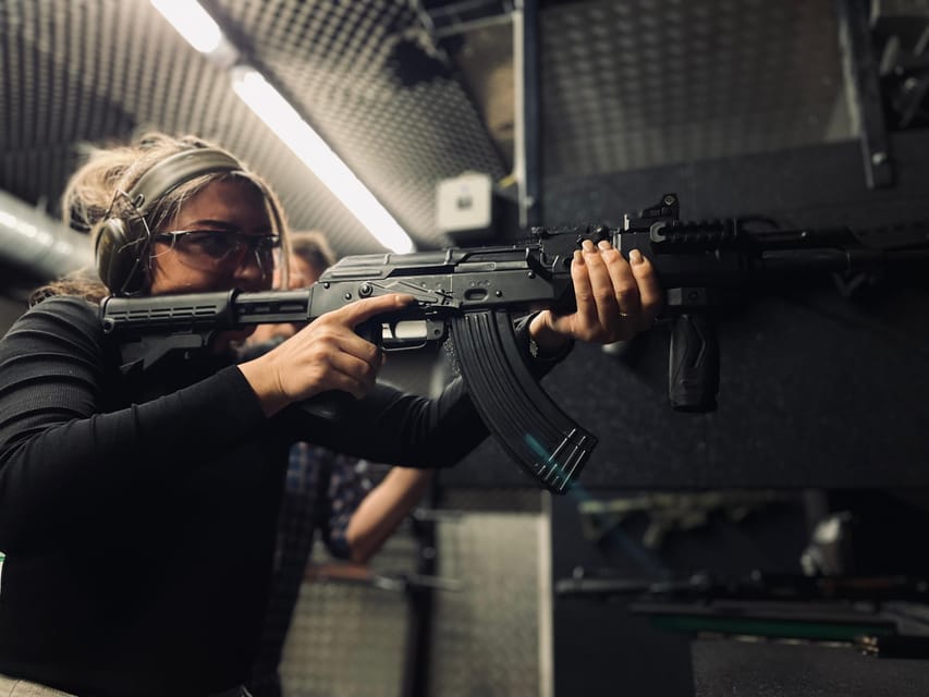 Budapest: Shooting Experience for Couples, The Perfect Date - Who should book this date