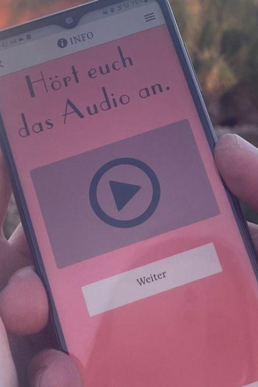 Can Picafort: FunForTwo, couple adventure game and city walk - Language, phone use, and booking flexibility