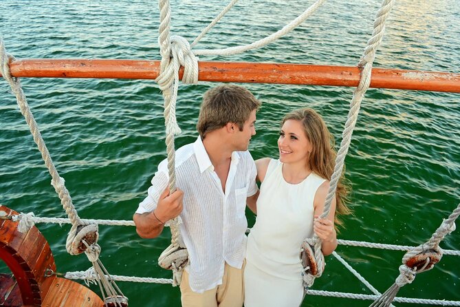 Cancun Romantic Lobster Dinner at Lagoon (sunset and night) - Key points at a glance