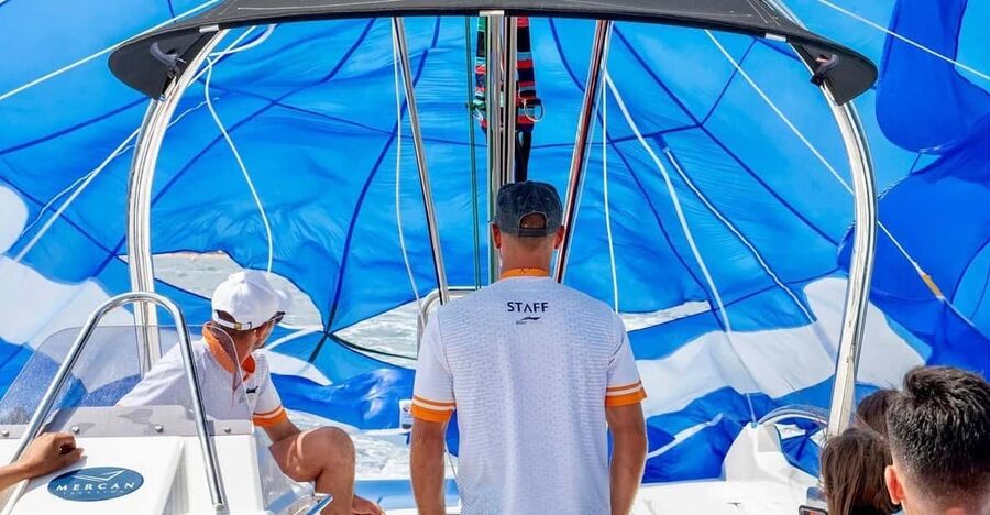 Cannes: Parasailing Experience for Couples, Family & Friends - Who Should Book This Ride