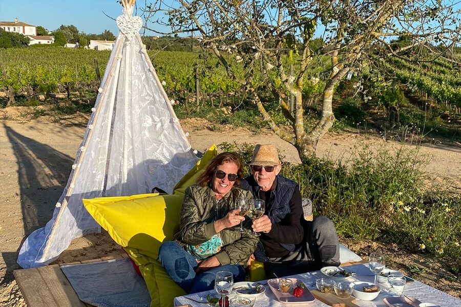 Carvoeiro, Portimão, Lagos: Algarve Romantic Vineyard Picnic - Extras for a more personal celebration
