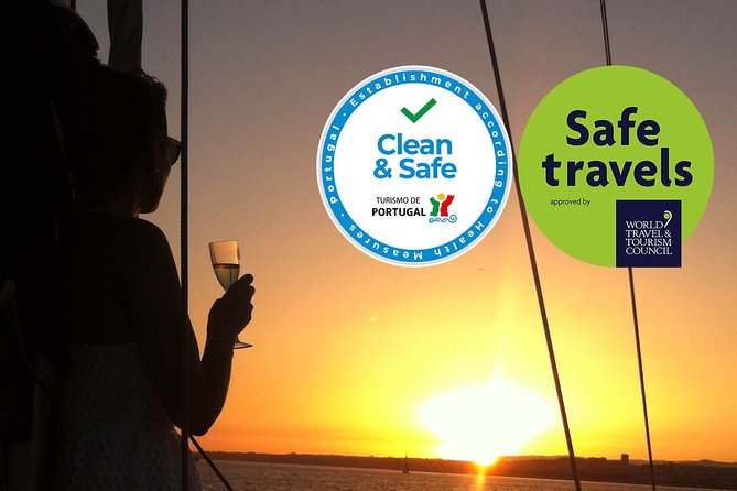 Cascais Romantic Luxury Private 2h Cruise with sparkling wine - Setting out from Cascais Marina