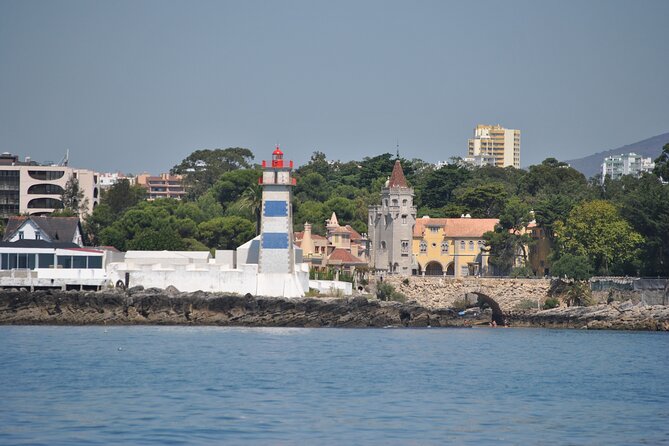 Cascais Romantic Luxury Private 2h Cruise with sparkling wine - The palace and coastal views
