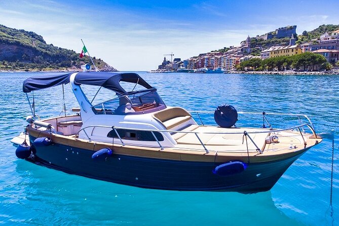 Cinque Terre Private Wedding Proposals on Boat - What makes Maria and Nicola part of the experience