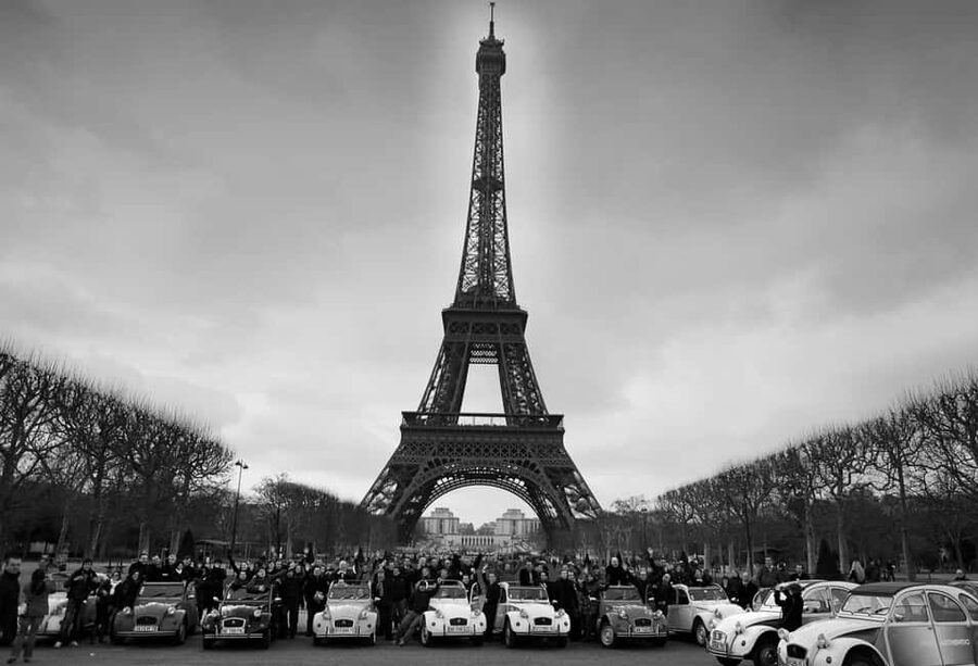 Classic, Romantic Paris: 3-Hour Vintage 2CV Tour - Why the 2CV is the star of the Paris tour