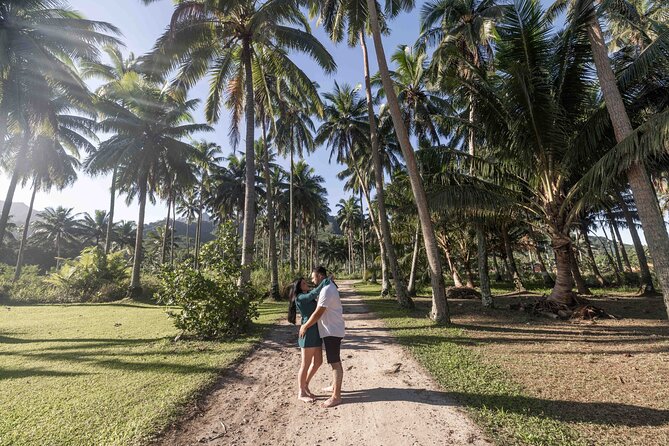 Cook Islands Family or Couple Photo Session - Understanding the $335.11 group price
