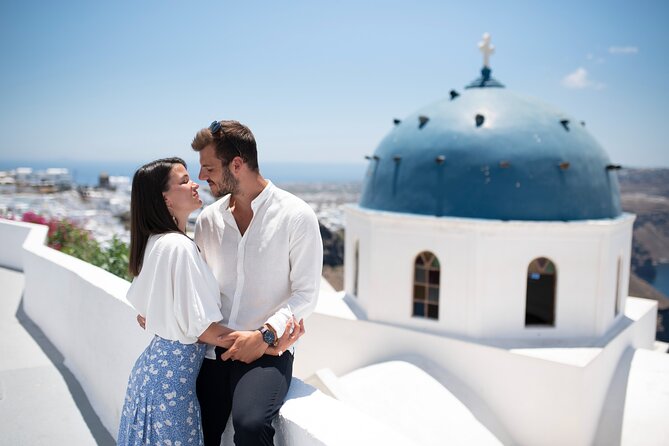 Couple and Family Photoshoot Experiece in Santorini - Stop one: photography as the main event