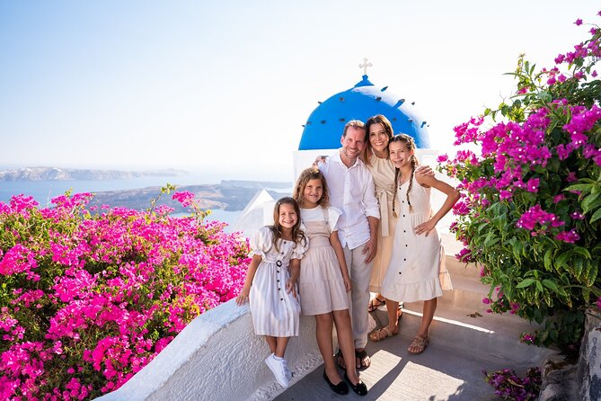 Couple and Family Photoshoot Experiece in Santorini - Stop three: working with a local photographer