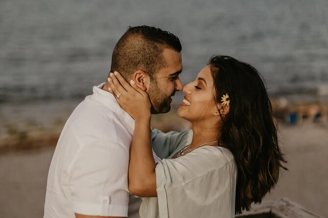 Couple Photoshoot in Goa - Sinquerim Beach: open views and relaxed portraits