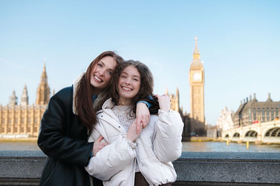 Couple’s photo: Romantic photoshoot in London - Why a London photoshoot can be worth the money