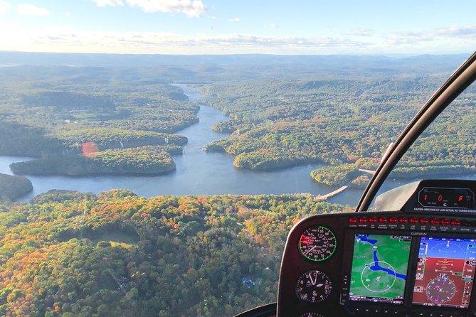 Couple's Private Hudson Valley Fall Foliage Helicopter Tour from Westchester - Leaving from Westchester instead of Manhattan
