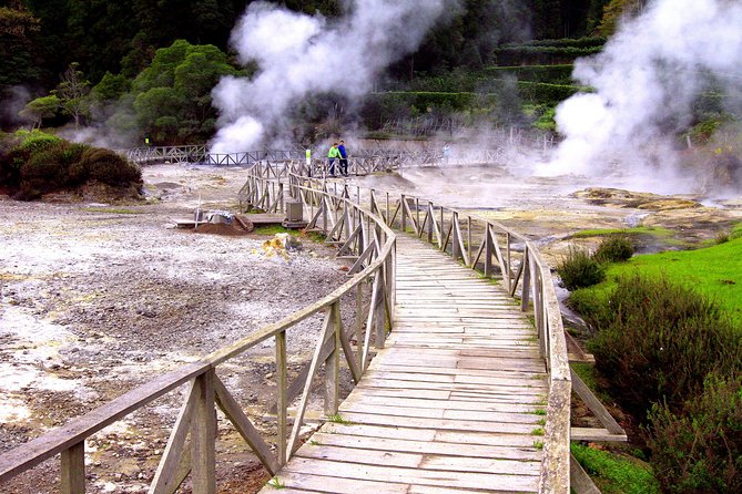Couples PRIVATE Hybrid 4X4 Tour - Furnas (Inc Hot Springs and 3 Course Lunch) - Santa Iria viewpoint and the Atlantic coast
