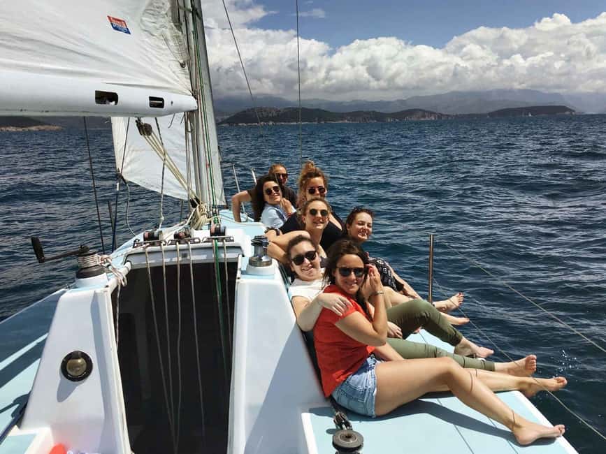 Dubrovnik : Romantic Group Sunset Tour to Old Town&Elafity - Who will enjoy ZaraBella most