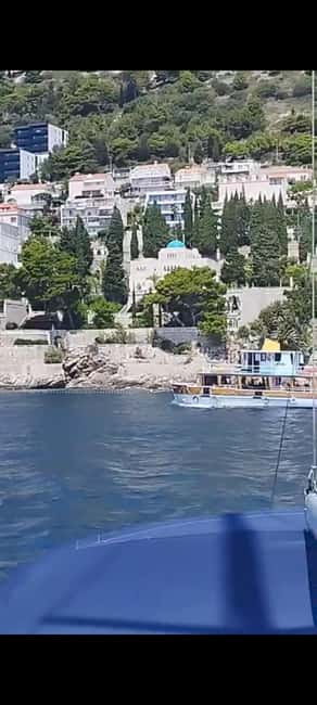 Dubrovnik:Romantic Private Sunset Tour to Old Town& Elafitiy - Who should book this sunset cruise?
