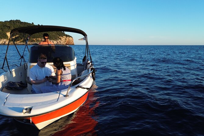 Dubrovnik Romantic Sunset Boat Tour - What the private format is really worth