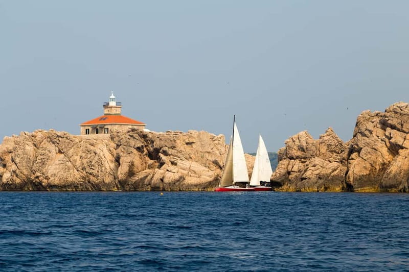 Dubrovnik: Romantic Sunset Sailing Adventure - Key points at a glance